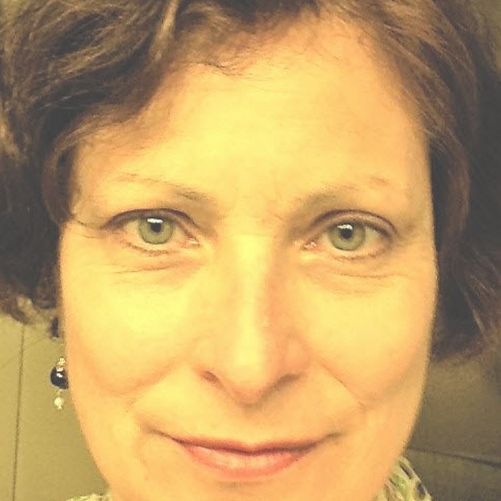 Meet your Posher, Virginia